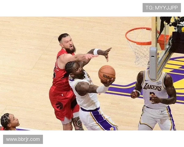 NBA赛后分析：明星球员表现亮眼，球队战术调整成败关键