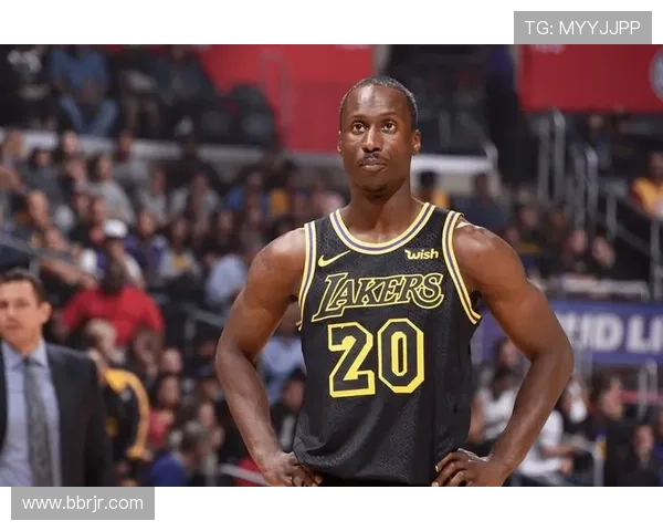 从战术体系到球员成长路径全面解析当代篮球竞争格局演变趋势深度