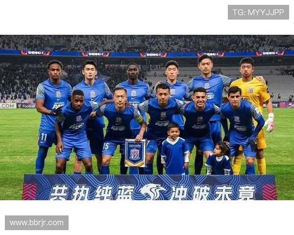 中超冬季转会窗口大揭秘：各队阵容更新引发激烈竞争，明星球员加盟曝光 - 副本 - 副本 (2)